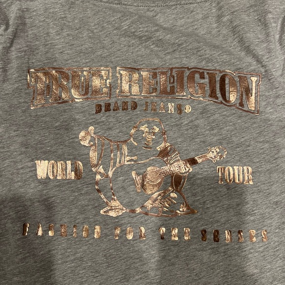 True Religion Graphic tee with shiny graphic on both sides - Picture 8 of 9